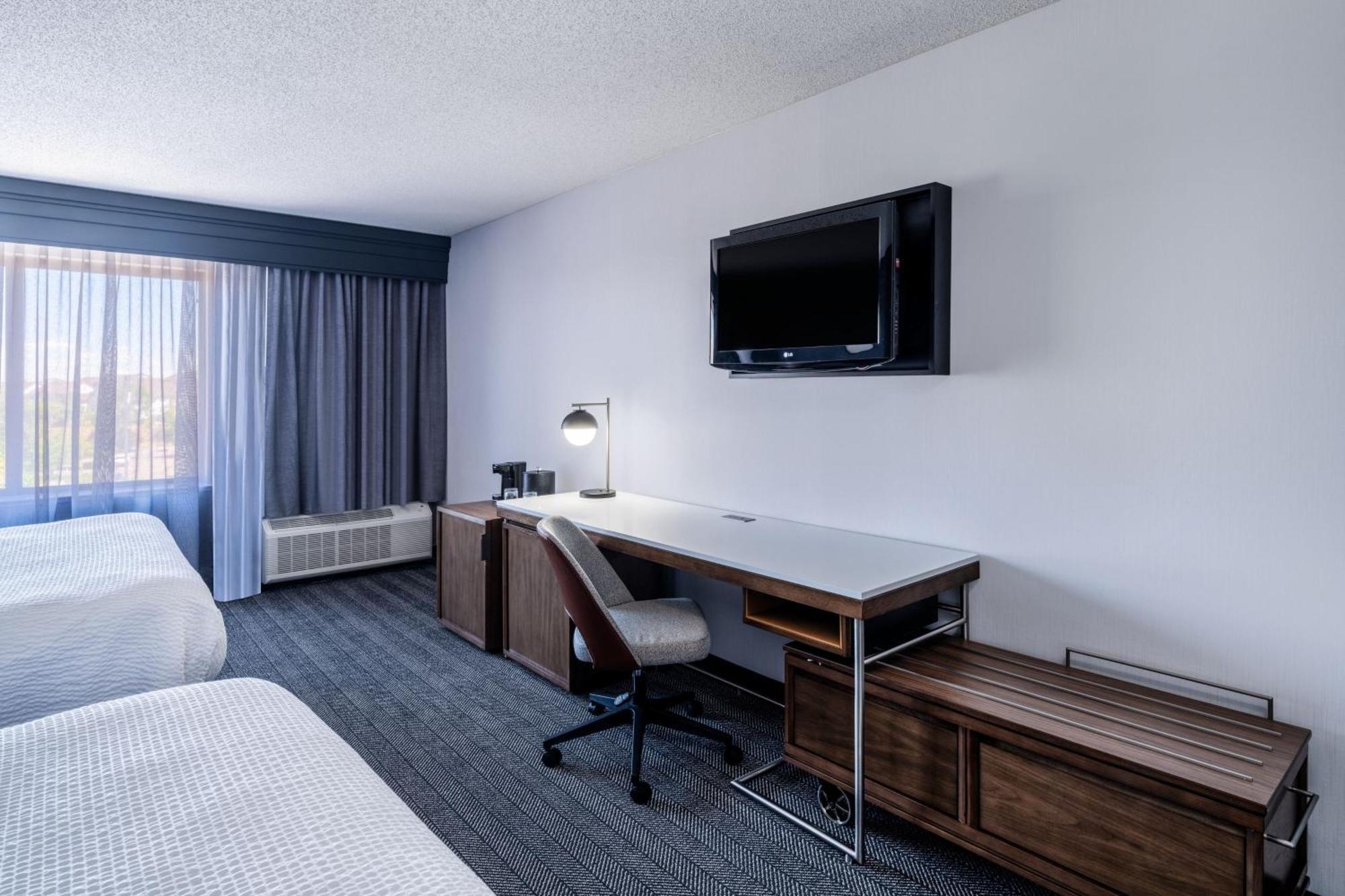 מלון Courtyard By Marriott Colorado Springs South מראה חיצוני תמונה