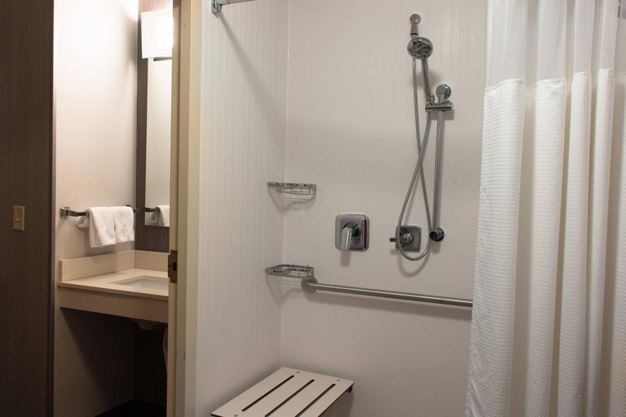 מלון Courtyard By Marriott Colorado Springs South מראה חיצוני תמונה
